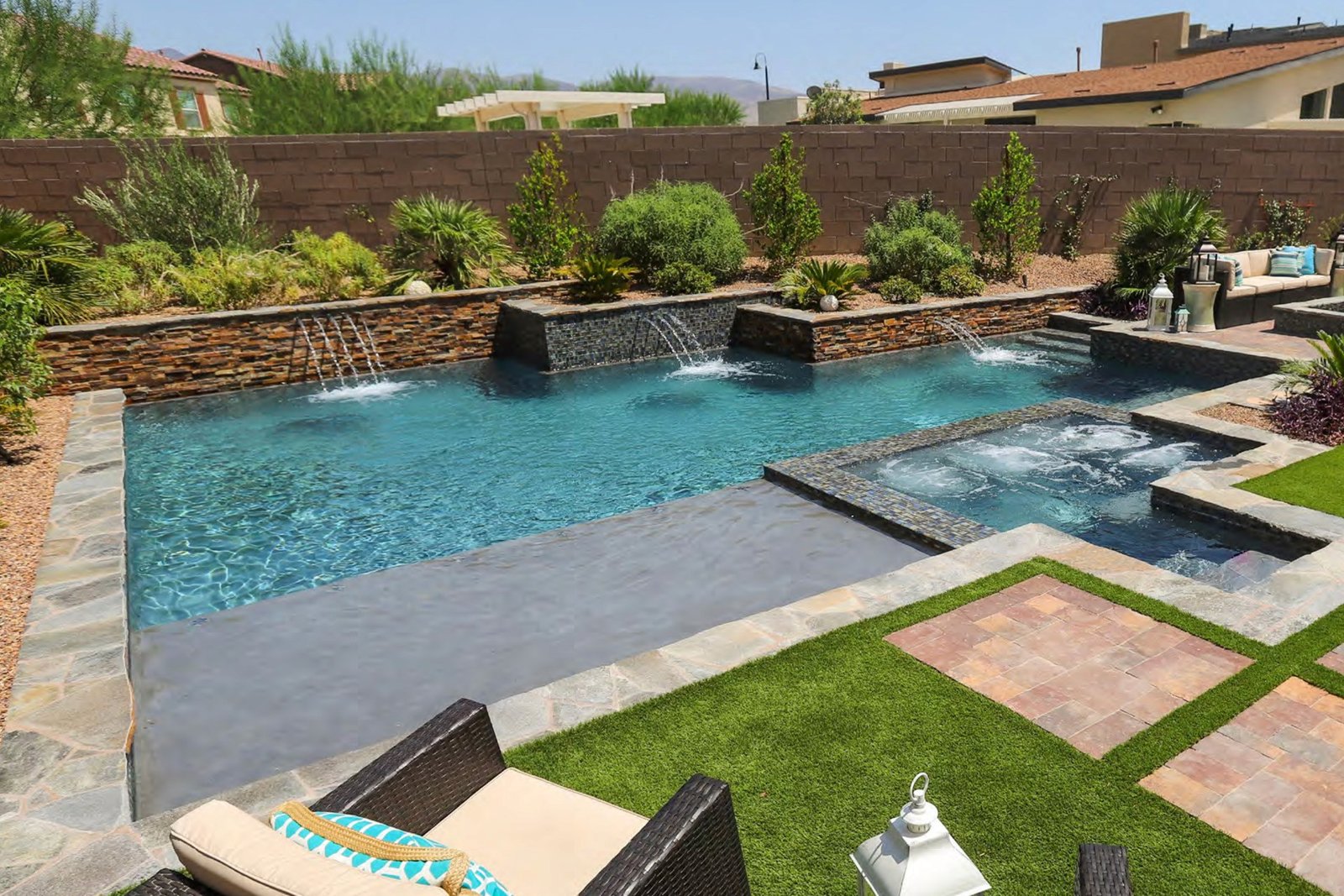 Luxury Pool with Steel Grey finish